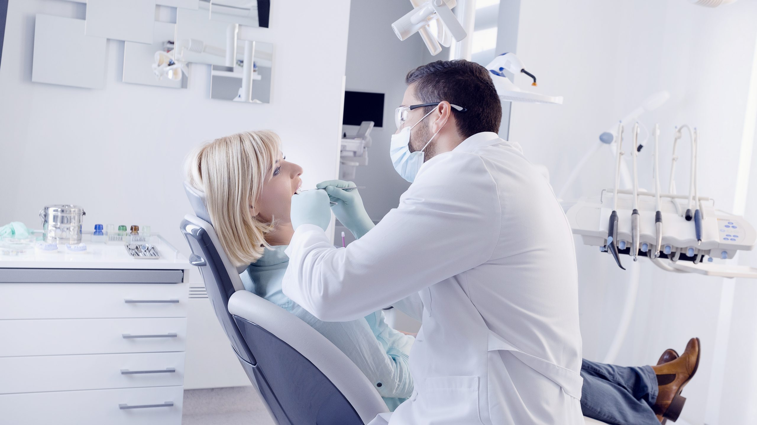 Dentist in Creswell, OR